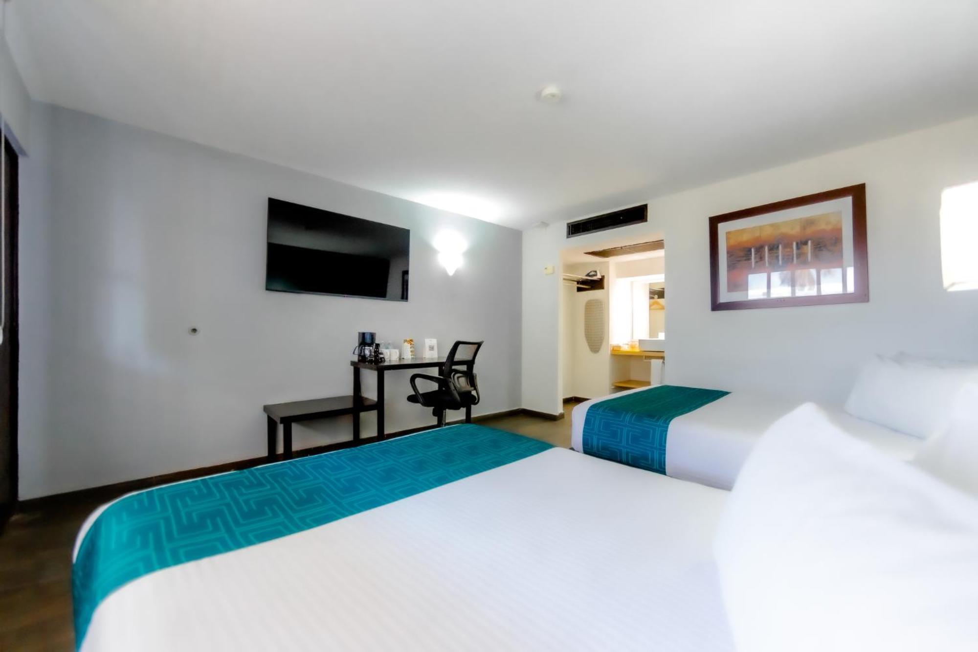 Inhouse Obregon Hotel Ciudad Obregon Exterior photo